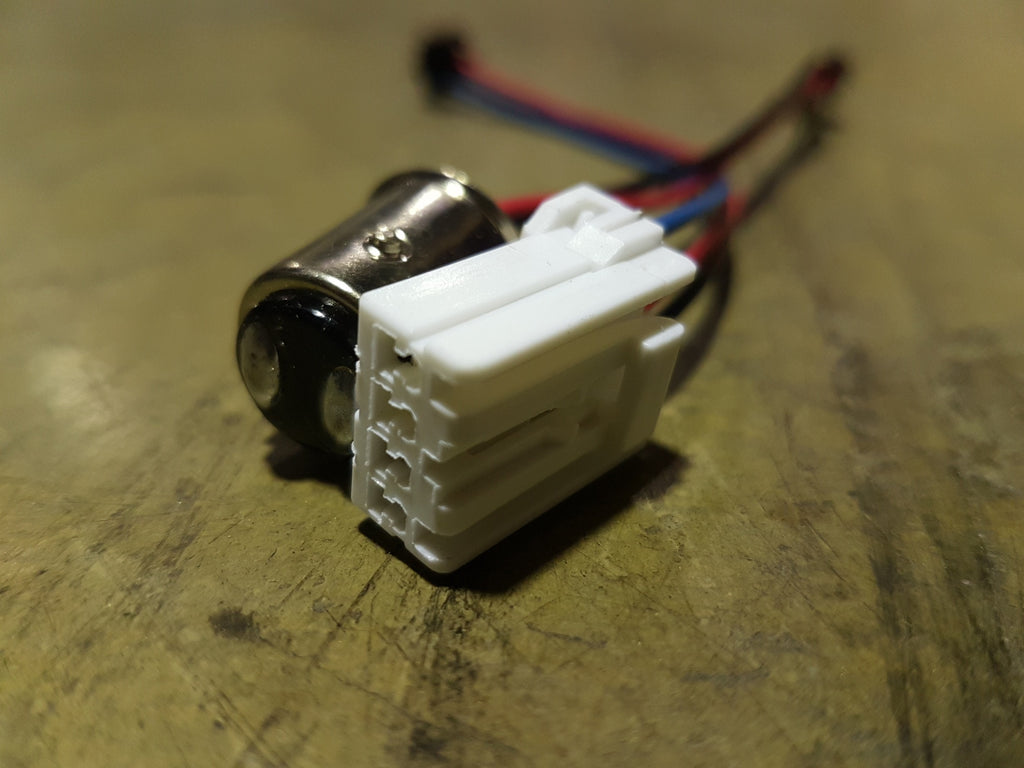 Low Pro LED Lens now has twin adapters